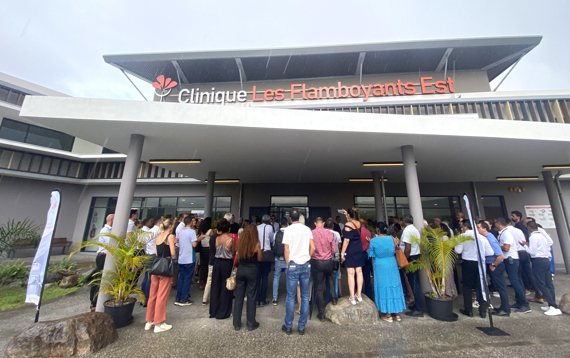 Inauguration de la Clinique Les Flamboyants Est  Bras Panon : Une rponse de proximit pour la population de lEst et du Nord de lle de La Runion.