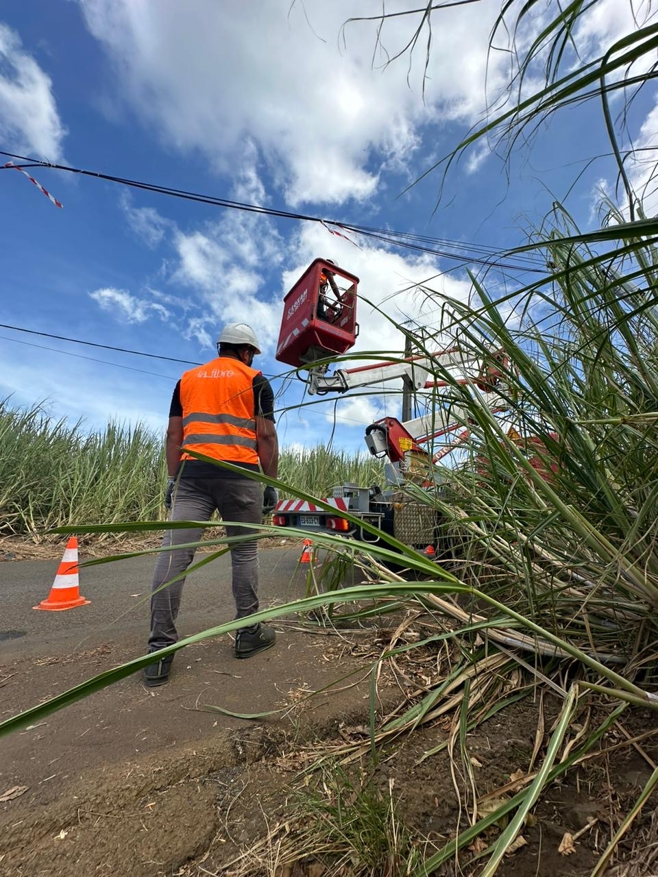 Orange remercie ses partenaires pour leur mobilisation aprs le passage du cyclone Belal, le secteur Sud reste le plus touch par les dgts sur les rseaux