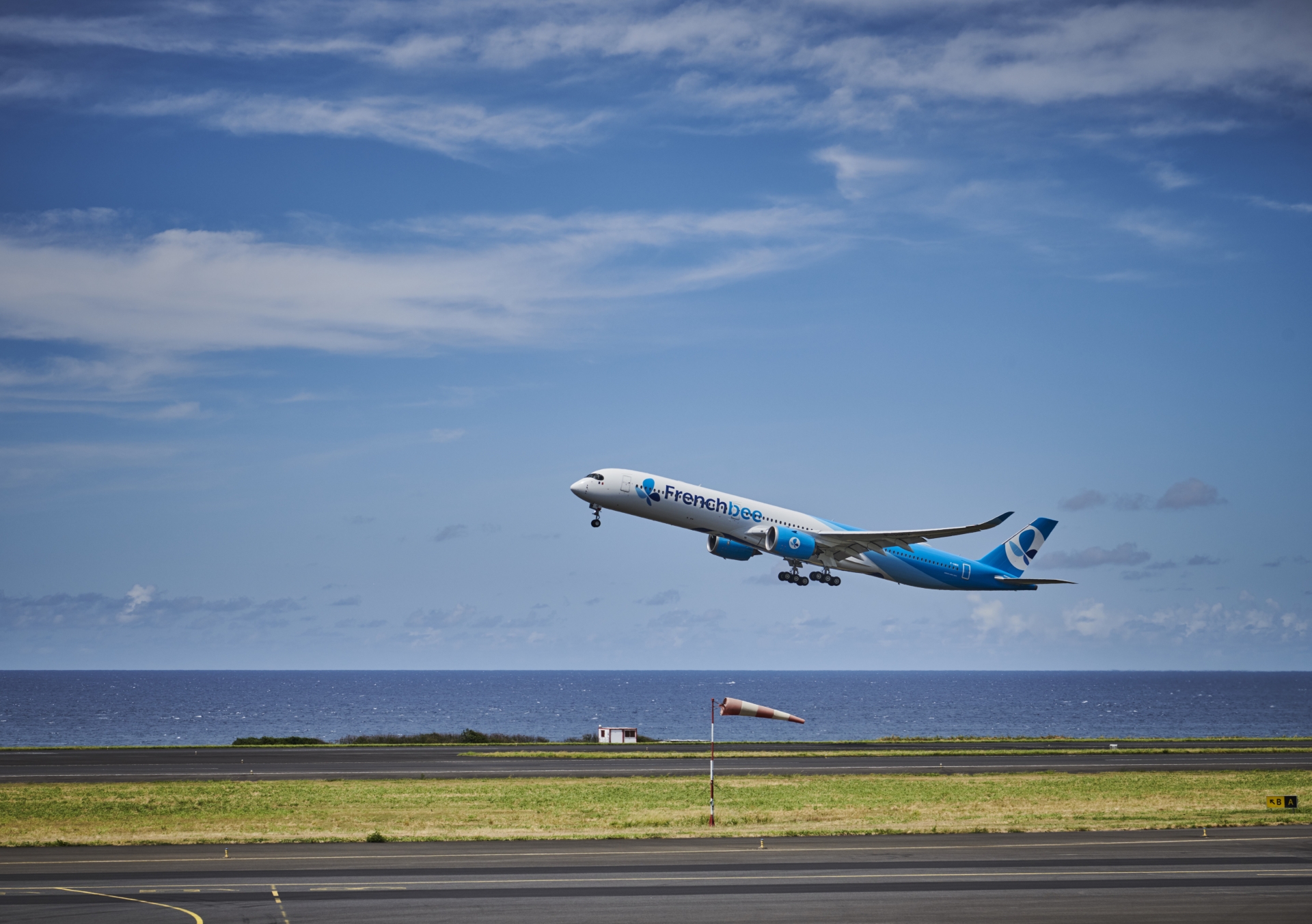 french-bee-renforce-son-offre-de-vols-et-s-associe-a-volotea-pour-des-connexions-europeennes-facilitees